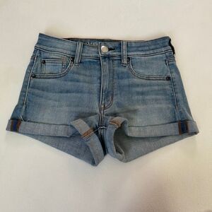 American Eagle Hi-Rise Shortie Denim Shorts Women’s 4 Super Super Stretch Light
